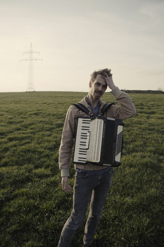 Maxi Pongratz with accordion