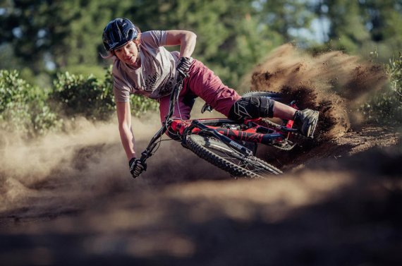 Frauen geben Vollgas – nicht nur als Sportlerinnen, sondern auch bei der Karriere.