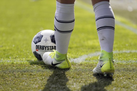 From the 2018/2019 season, the Bundesliga will play with Derbystar’s official match ball.