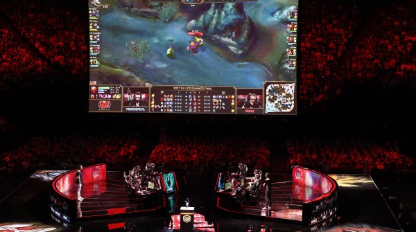 Fun and packed venues: Esports is developing into a market worth billions.