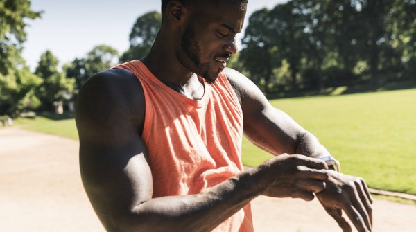 In 2017 more than 140 million Smartwatches and Fitness Trackers were sold.